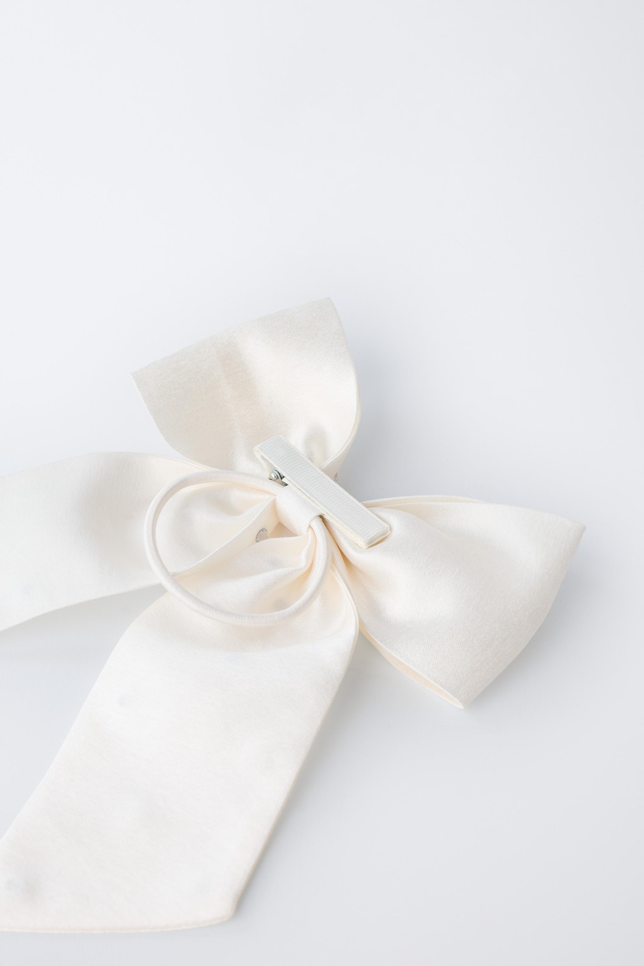 JEWELED BOW ELASTIC HAIR TIE